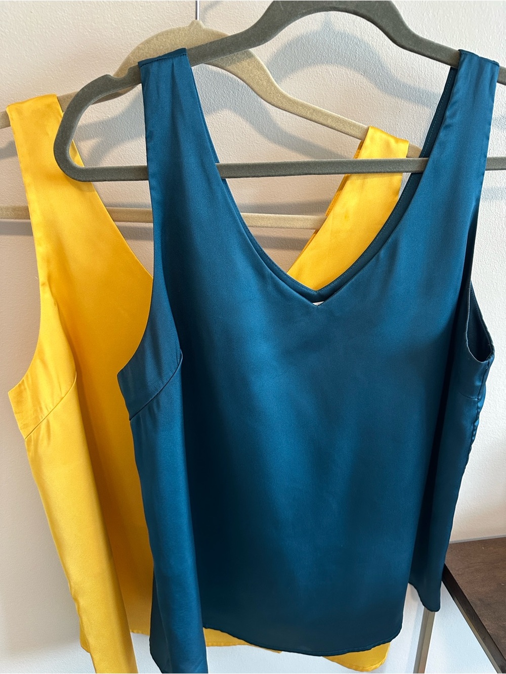 Classic V-Neck Sleeveless Camisole in Teal and Mustard